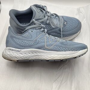 Women’s New Balance Fresh Foam X 880 v13 size 6.5 2E